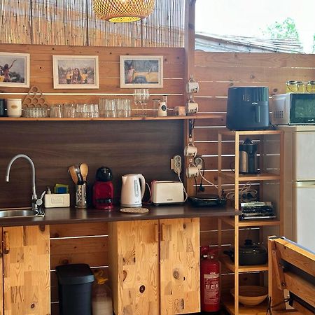 Cozyvan Каравана Под Наем Hotel โซโซโปล ภายนอก รูปภาพ