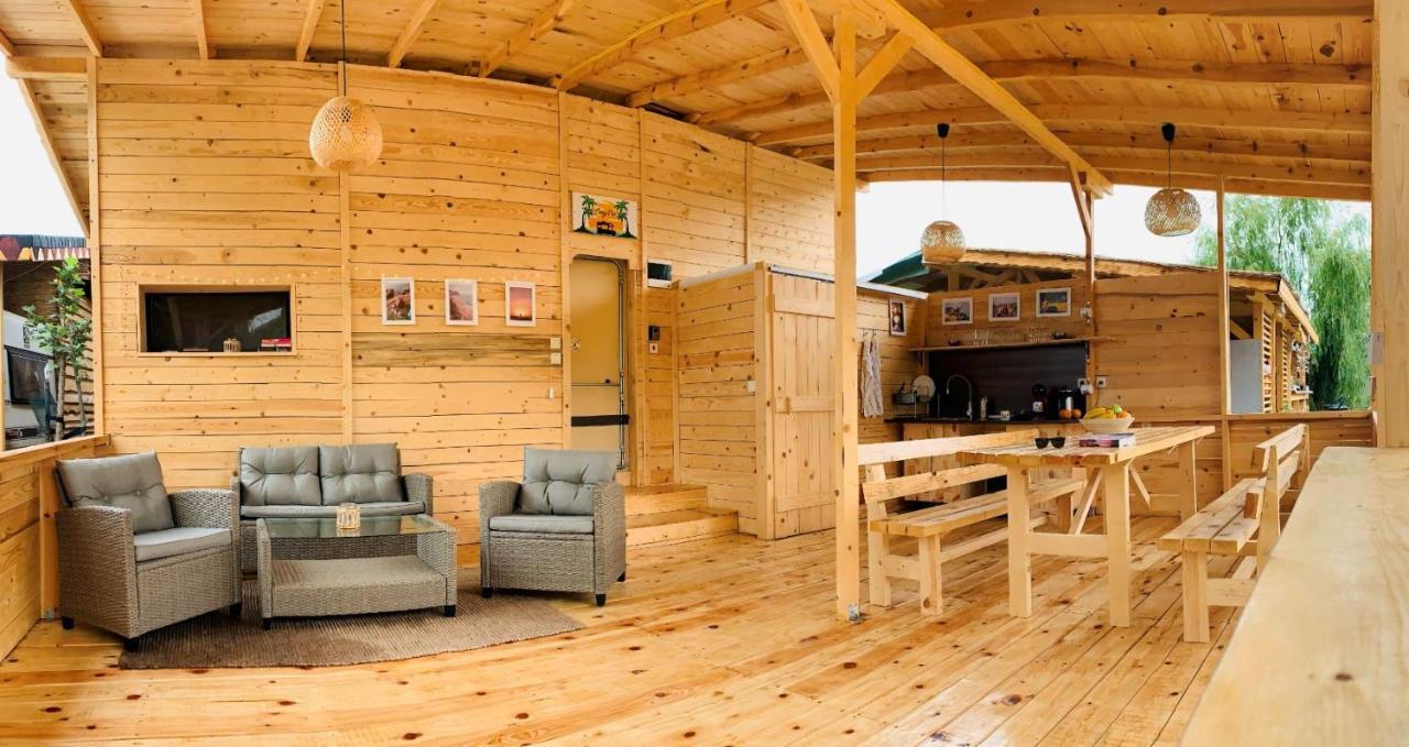 Cozyvan Каравана Под Наем Hotel โซโซโปล ภายนอก รูปภาพ