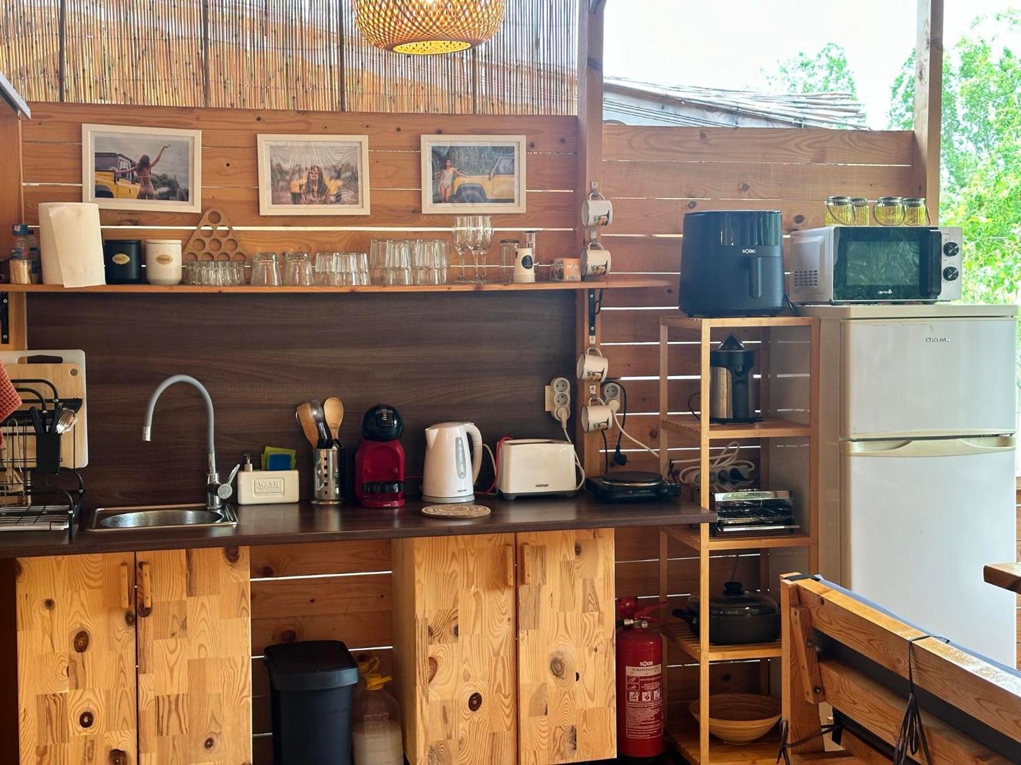 Cozyvan Каравана Под Наем Hotel โซโซโปล ภายนอก รูปภาพ