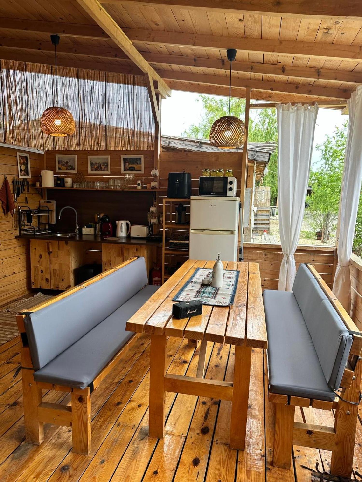 Cozyvan Каравана Под Наем Hotel โซโซโปล ภายนอก รูปภาพ